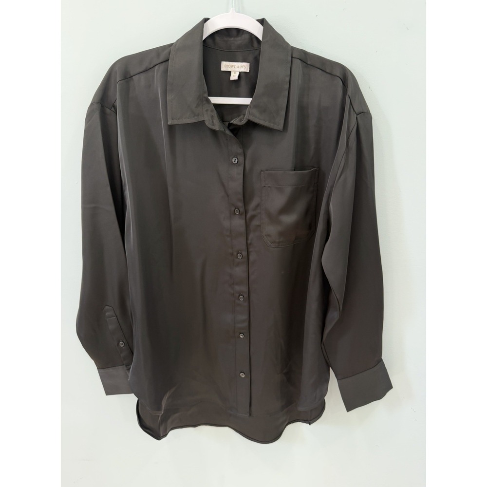 Crown & Ivy Black Satin Button Front Blouse XL Long Sleeve Collared Flowy